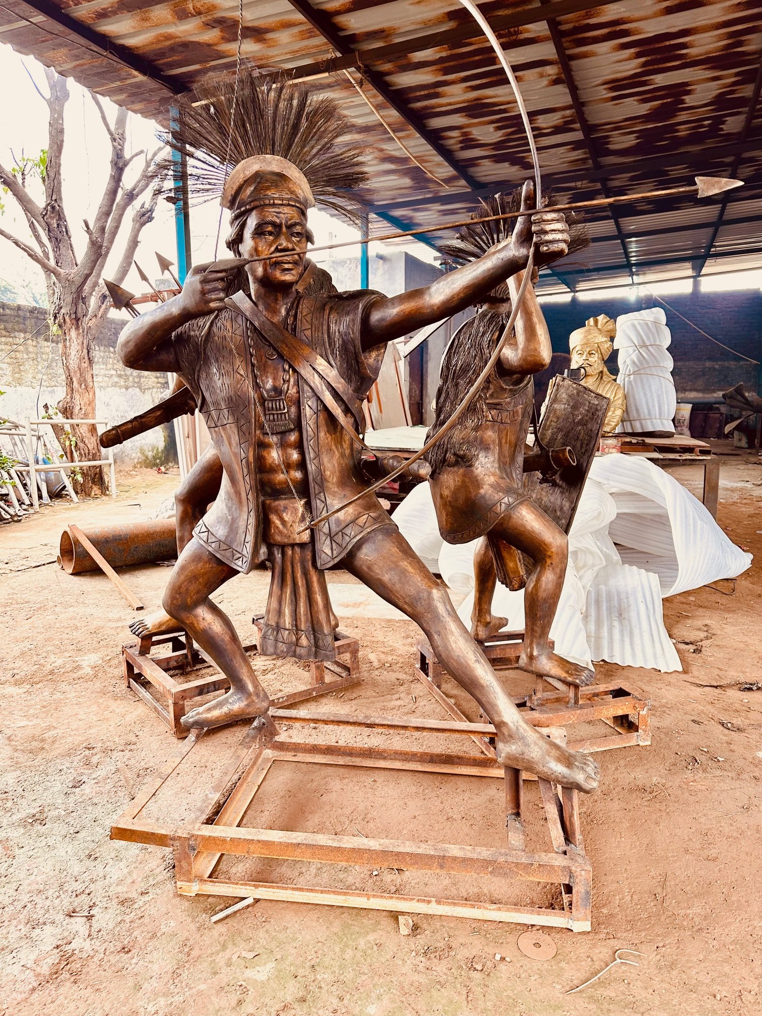 aluminium statue artist aluminium statue artist